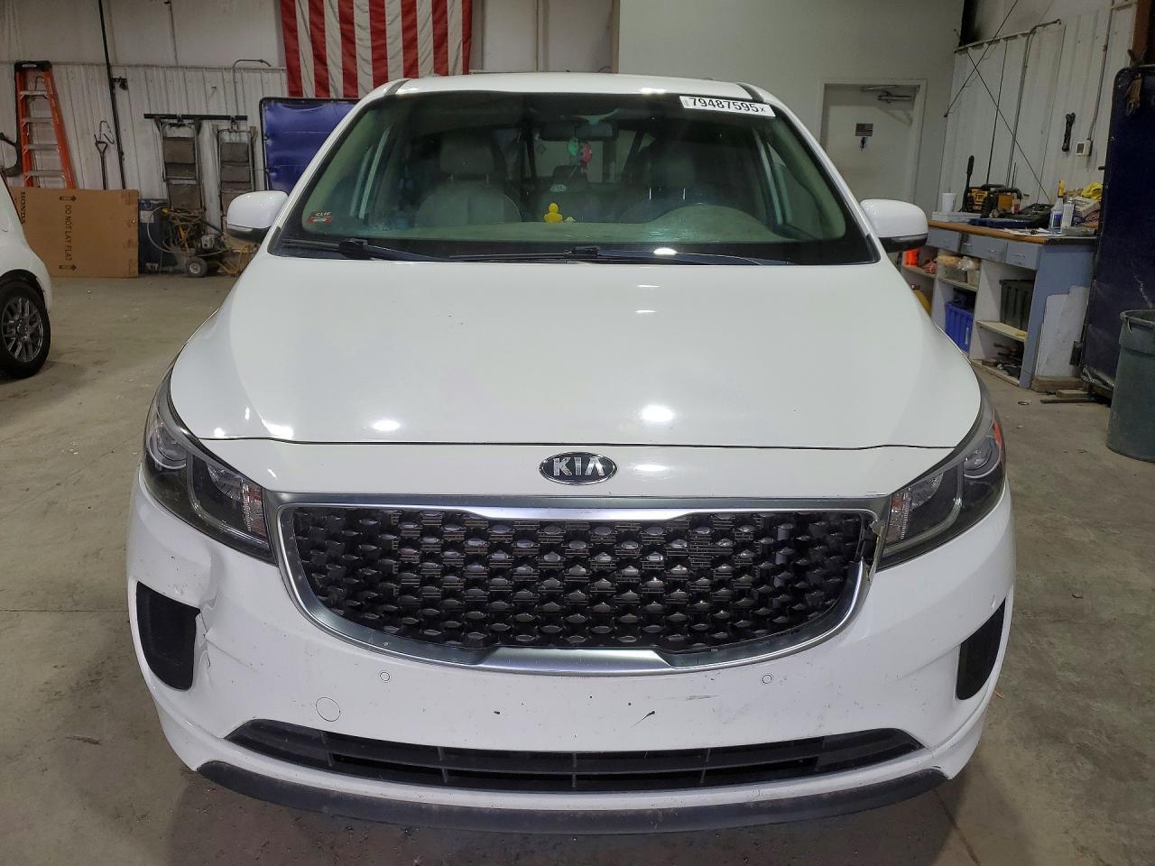 2017 Kia Sedona Lx - Фото 5