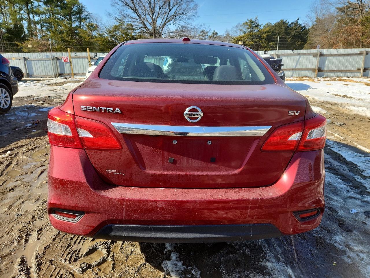 2019 Nissan Sentra S - Image 6