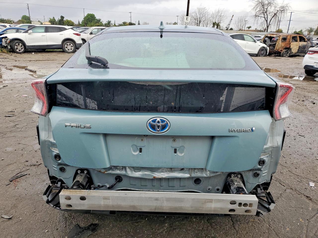 2016 Toyota Prius - Image 6