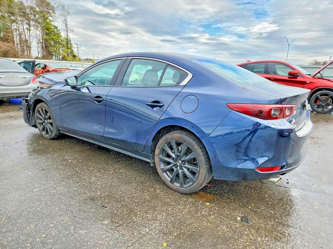 2025 Mazda 3 Select Sport - Фото 2