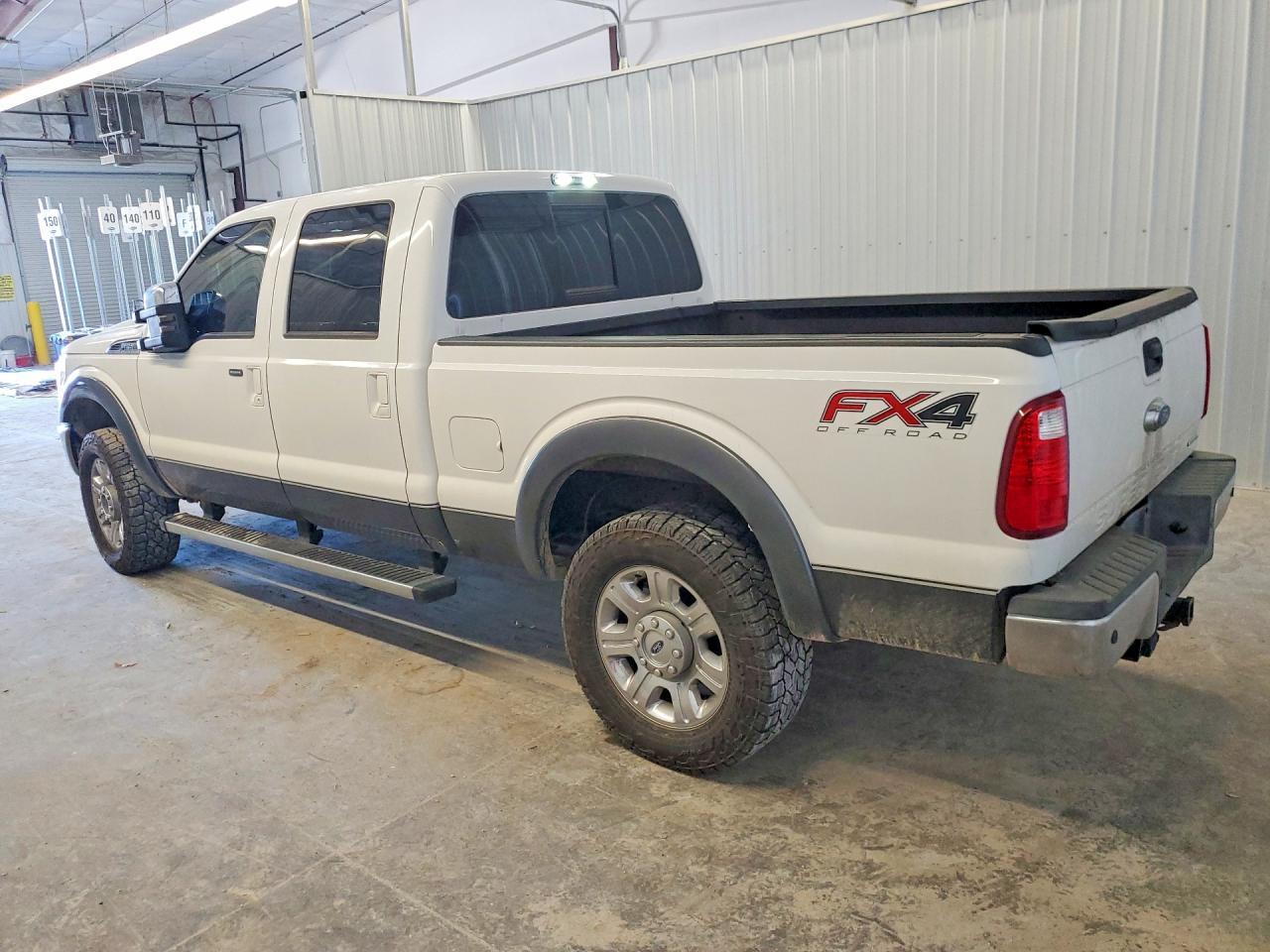 2016 Ford F250 Super Duty - Фото 2