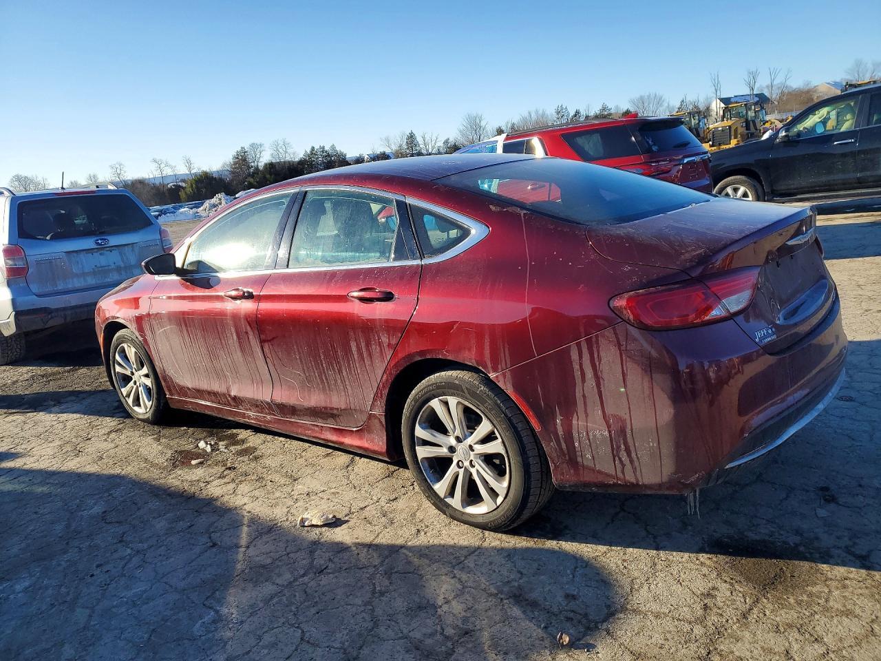 2015 Chrysler 200 Limited - Фото 2
