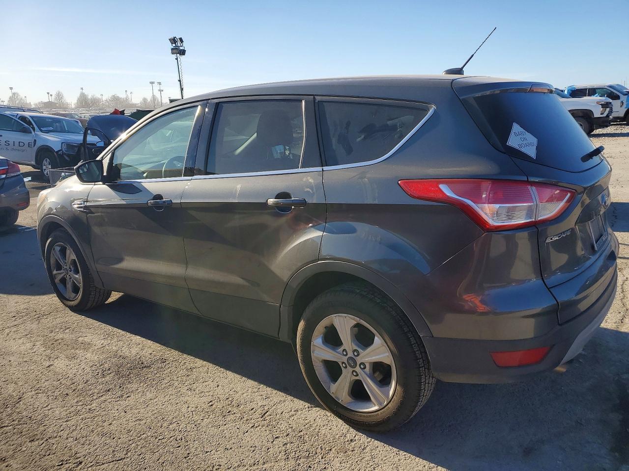 2016 Ford Escape Se - Фото 2