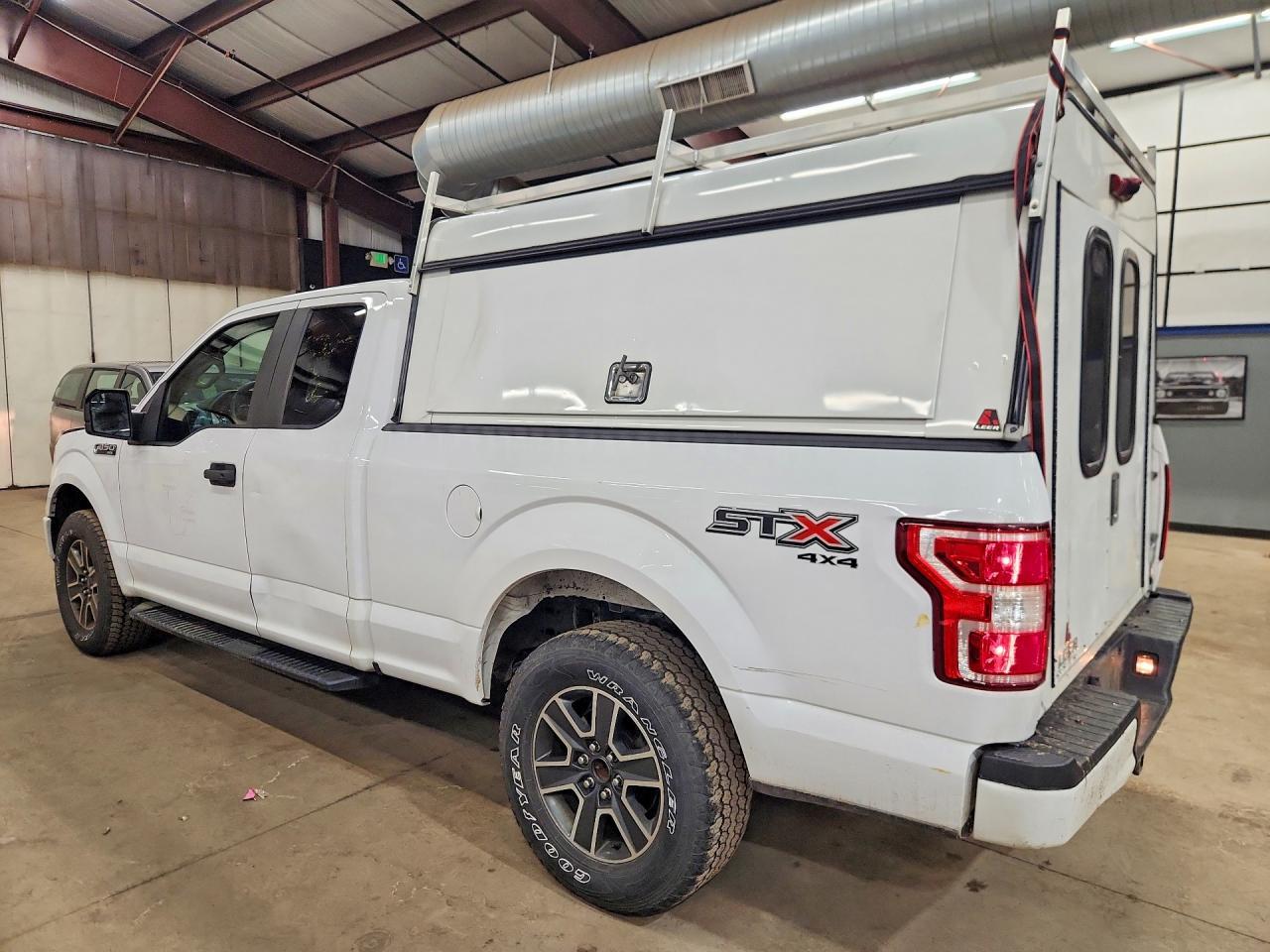 2019 Ford F150 Super Cab - Фото 2