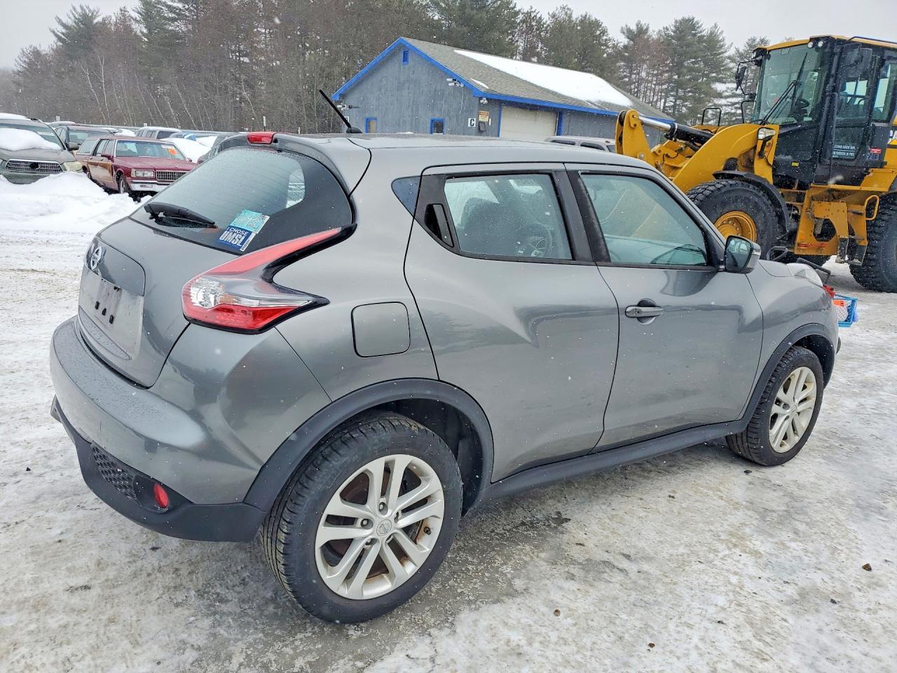 2016 Nissan Juke S - Image 3
