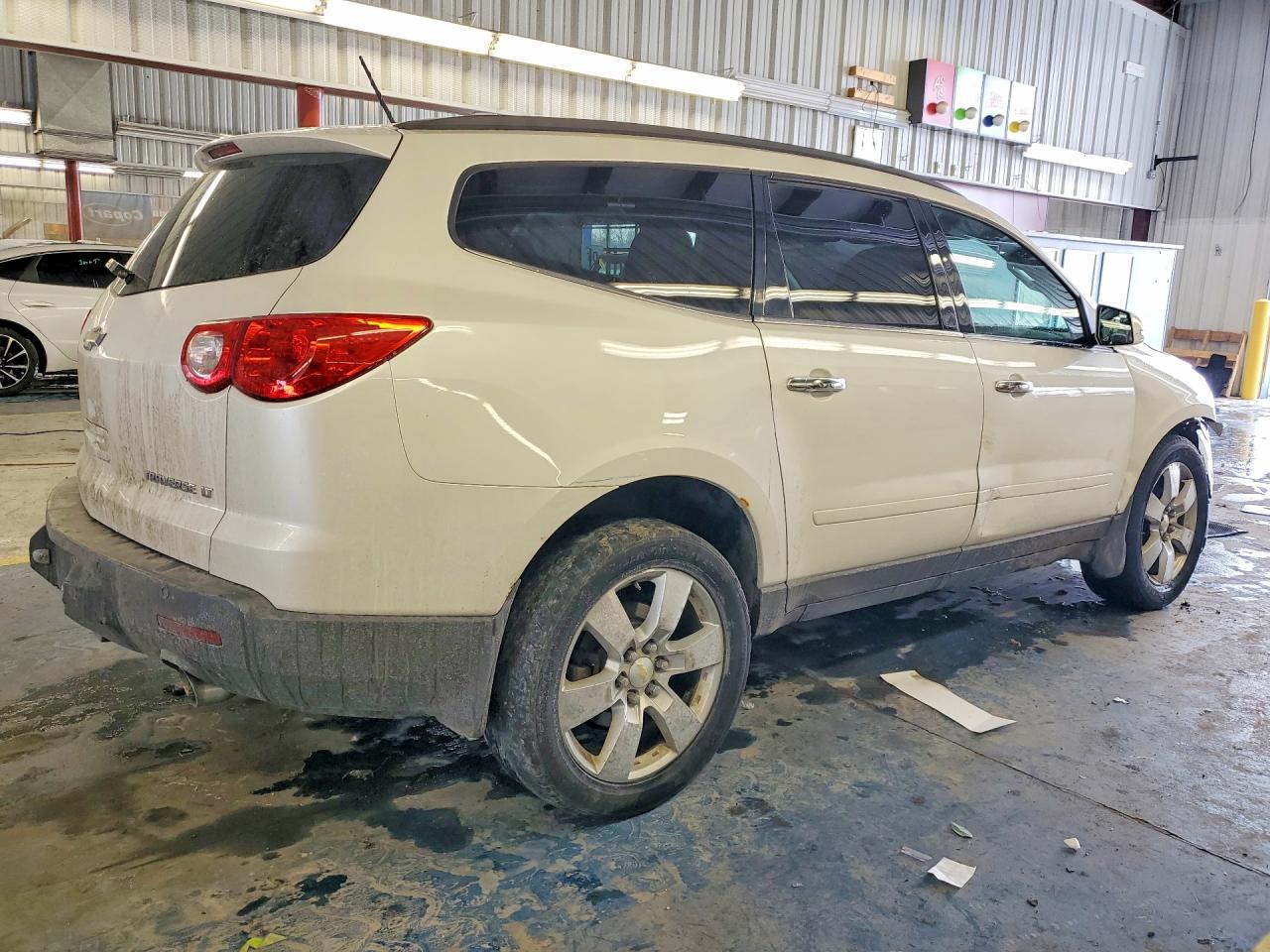 2011 Chevrolet Traverse Lt - Фото 3