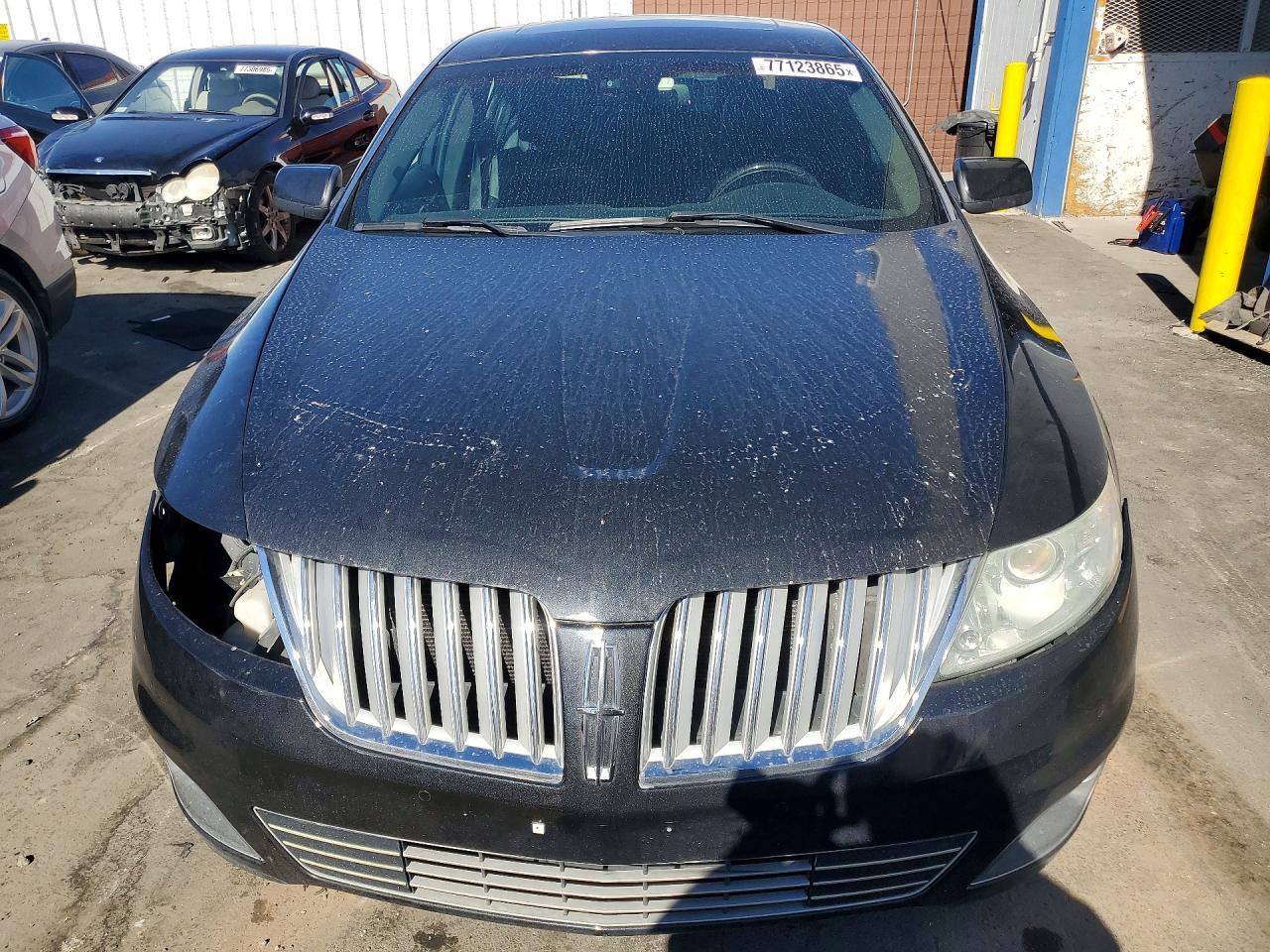 2011 Lincoln Mks - Image 5