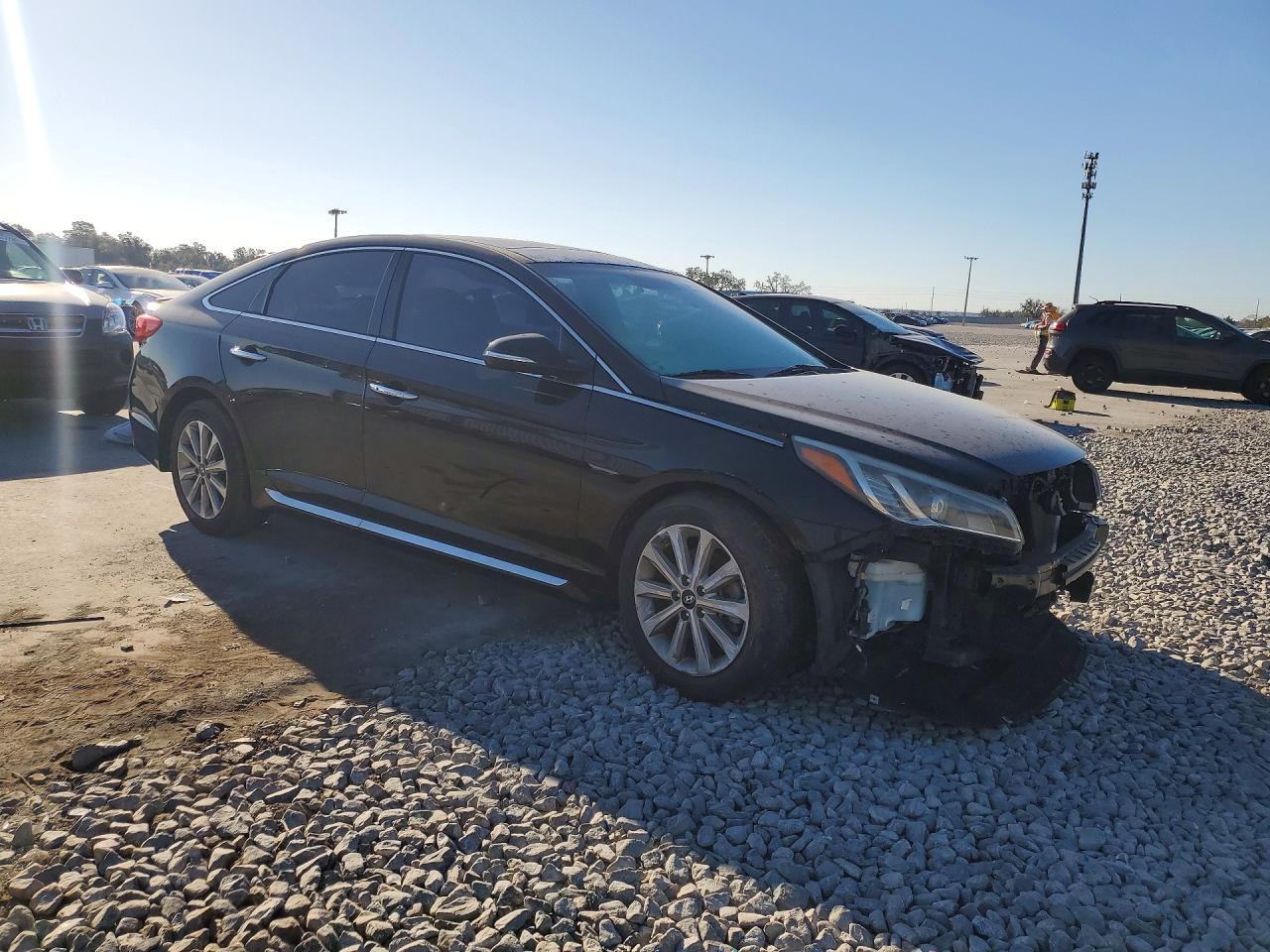 2016 Hyundai Sonata Sport - Image 4