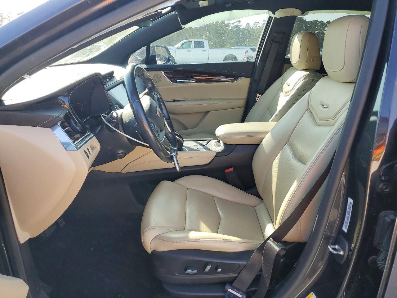 2019 Cadillac Xt5 Luxury - Image 7