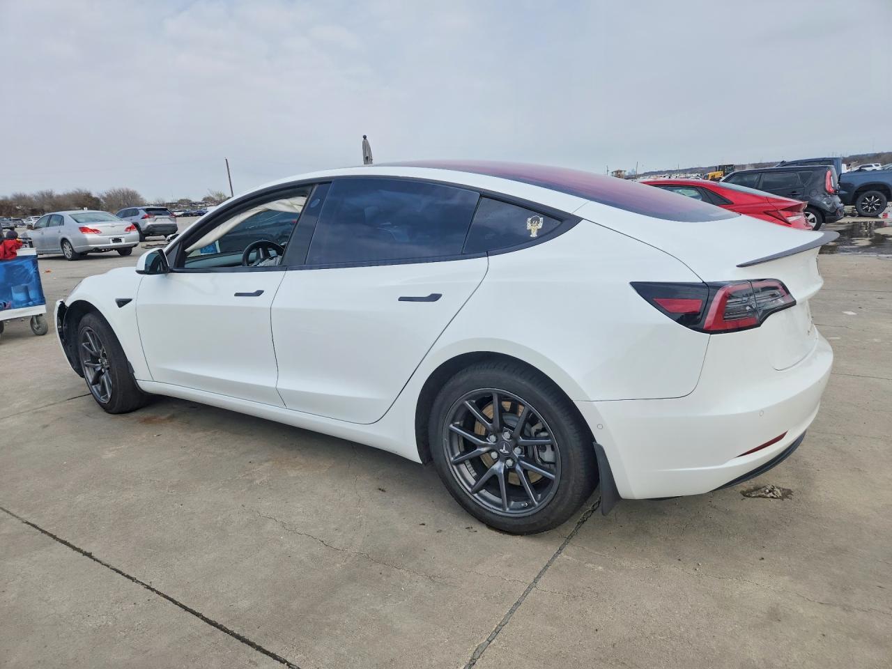 2018 Tesla Model 3 - Фото 2