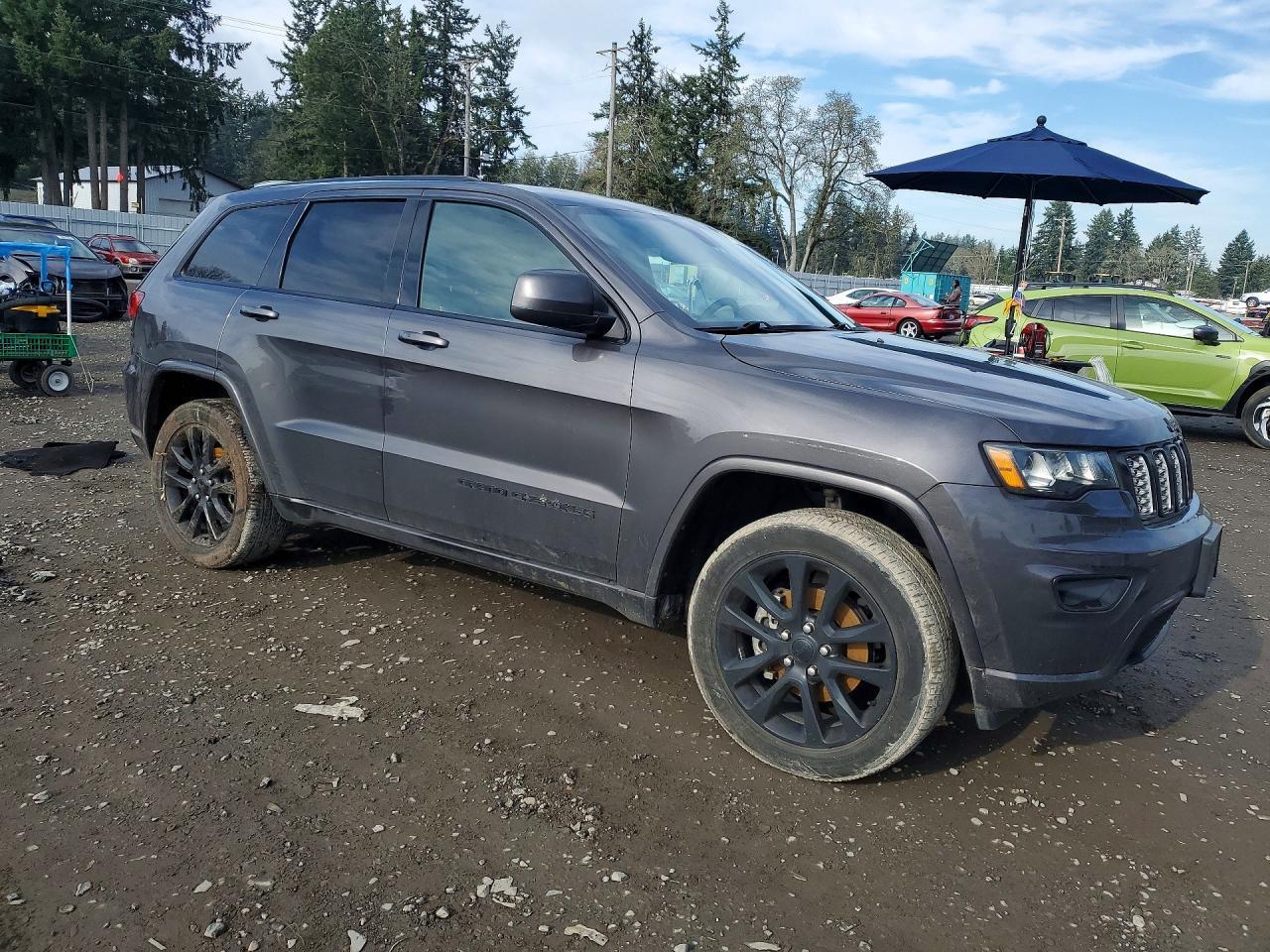 2019 Jeep Grand Cherokee Laredo - Фото 4