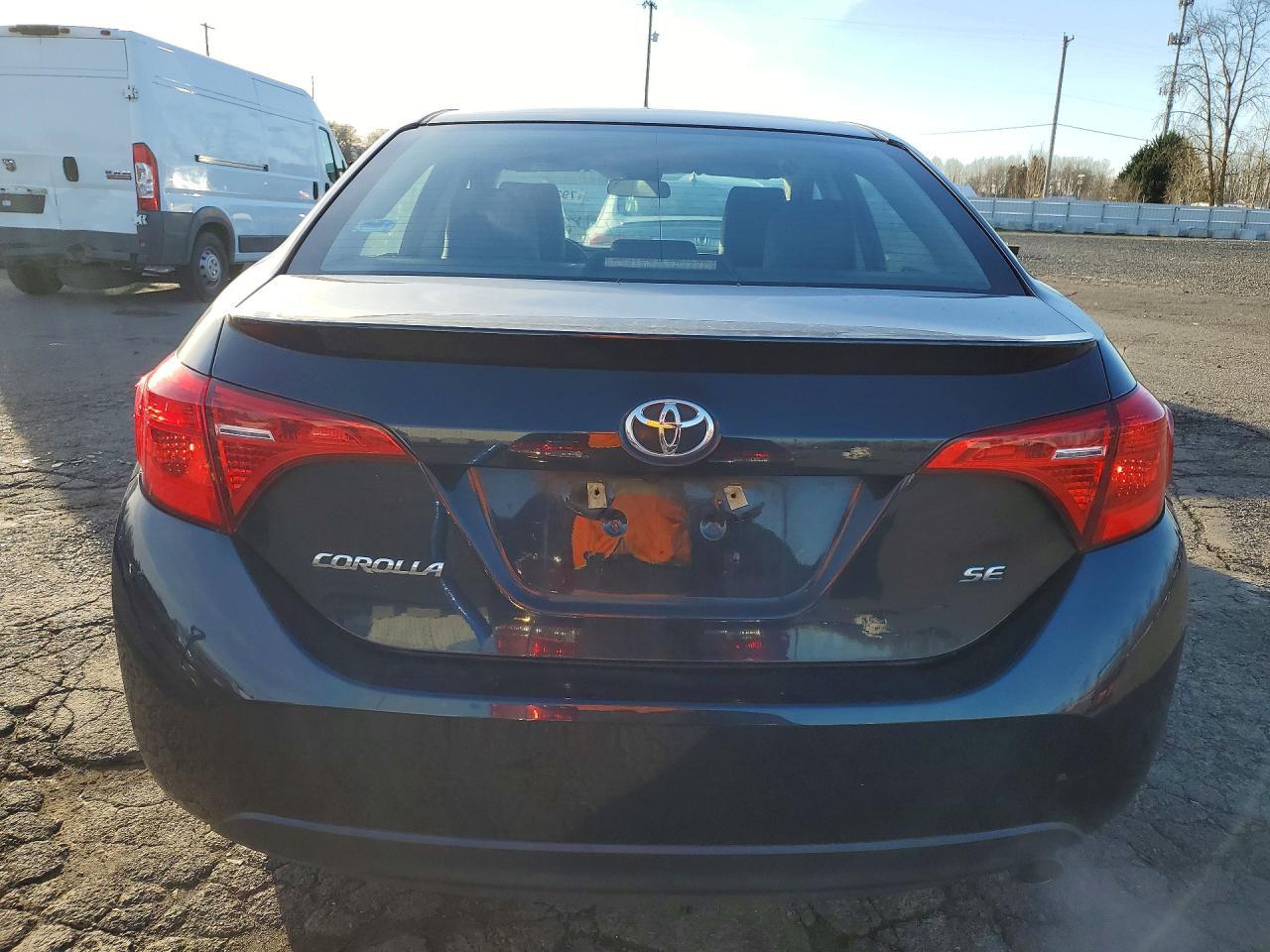 2017 Toyota Corolla Se - Фото 6