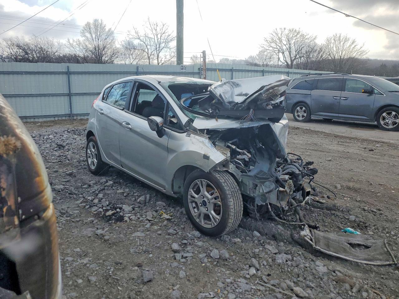2014 Ford Fiesta Se - Image 4