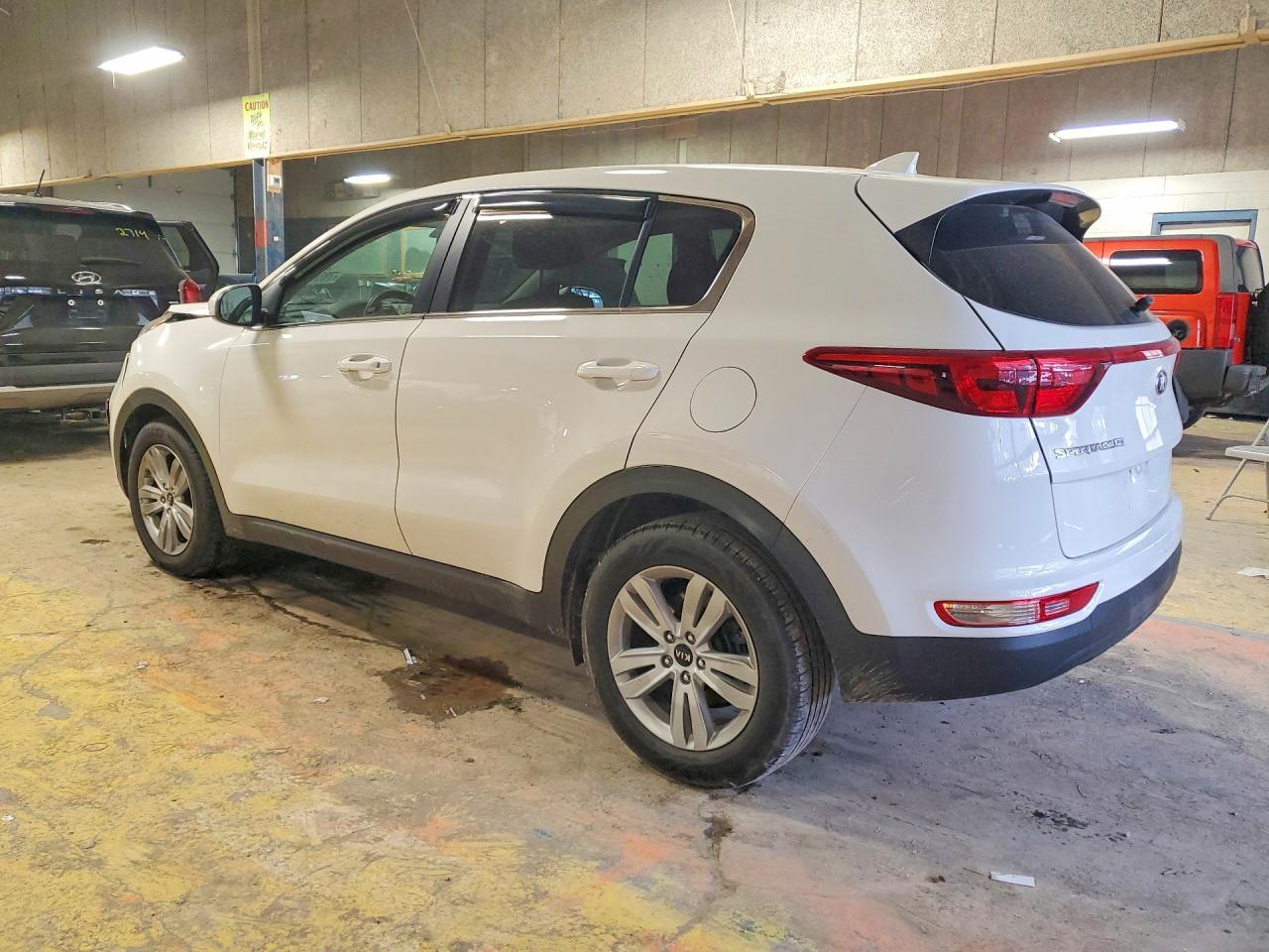 2019 Kia Sportage Lx - Image 2