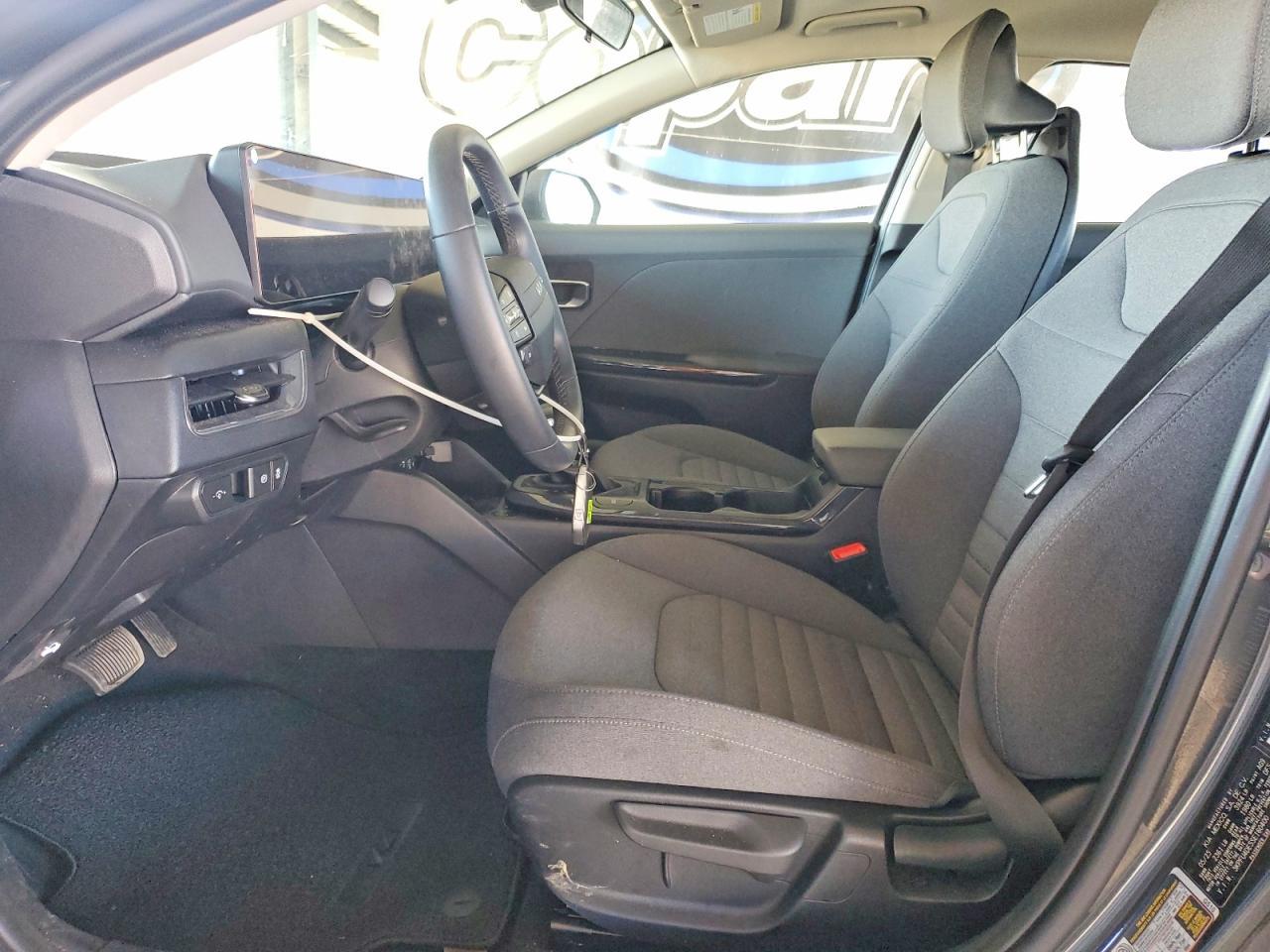 2025 Kia K4 Ex - Фото 7