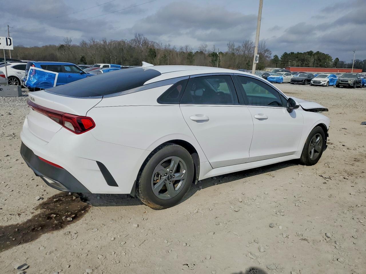 2022 Kia K5 Lx - Фото 3