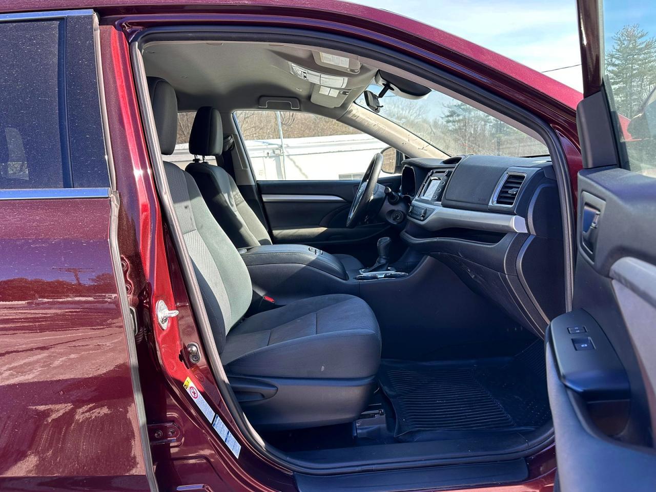 2019 Toyota Highlander Le - Image 7