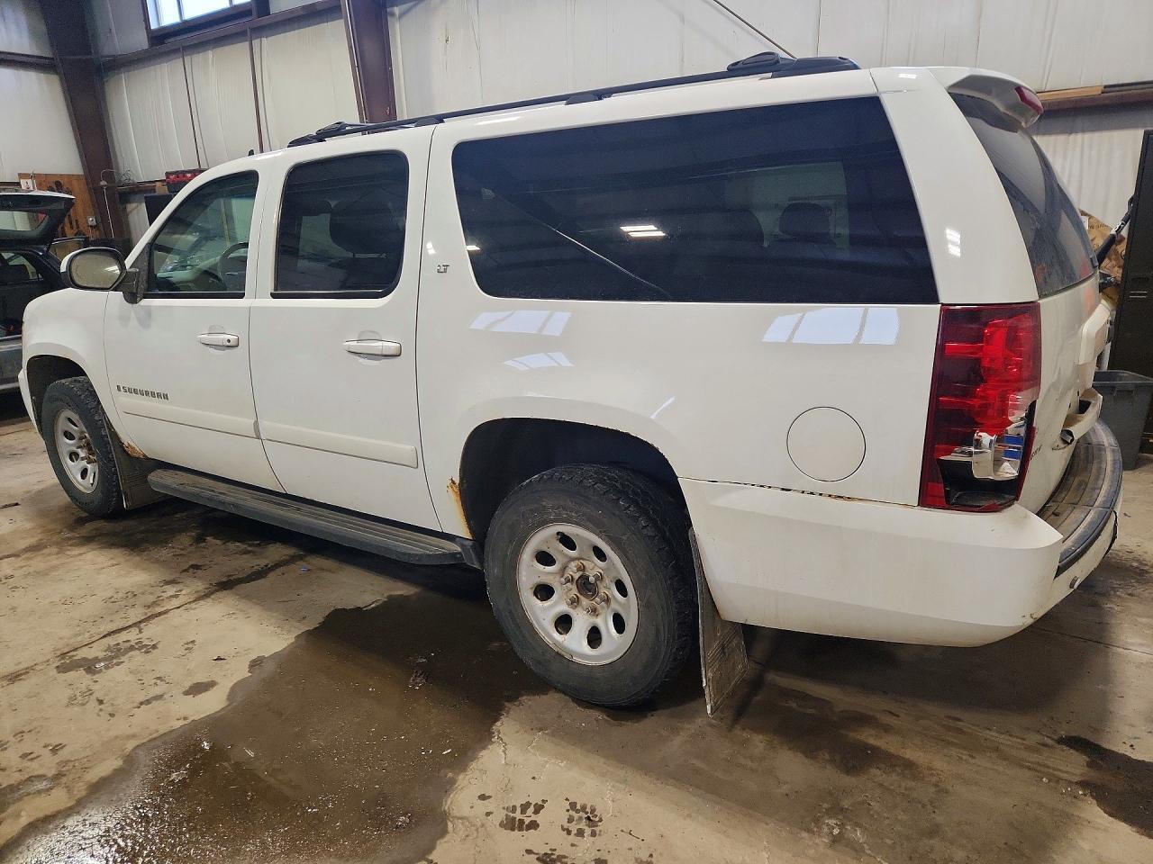 2007 Chevrolet Suburban K1500 - Фото 2