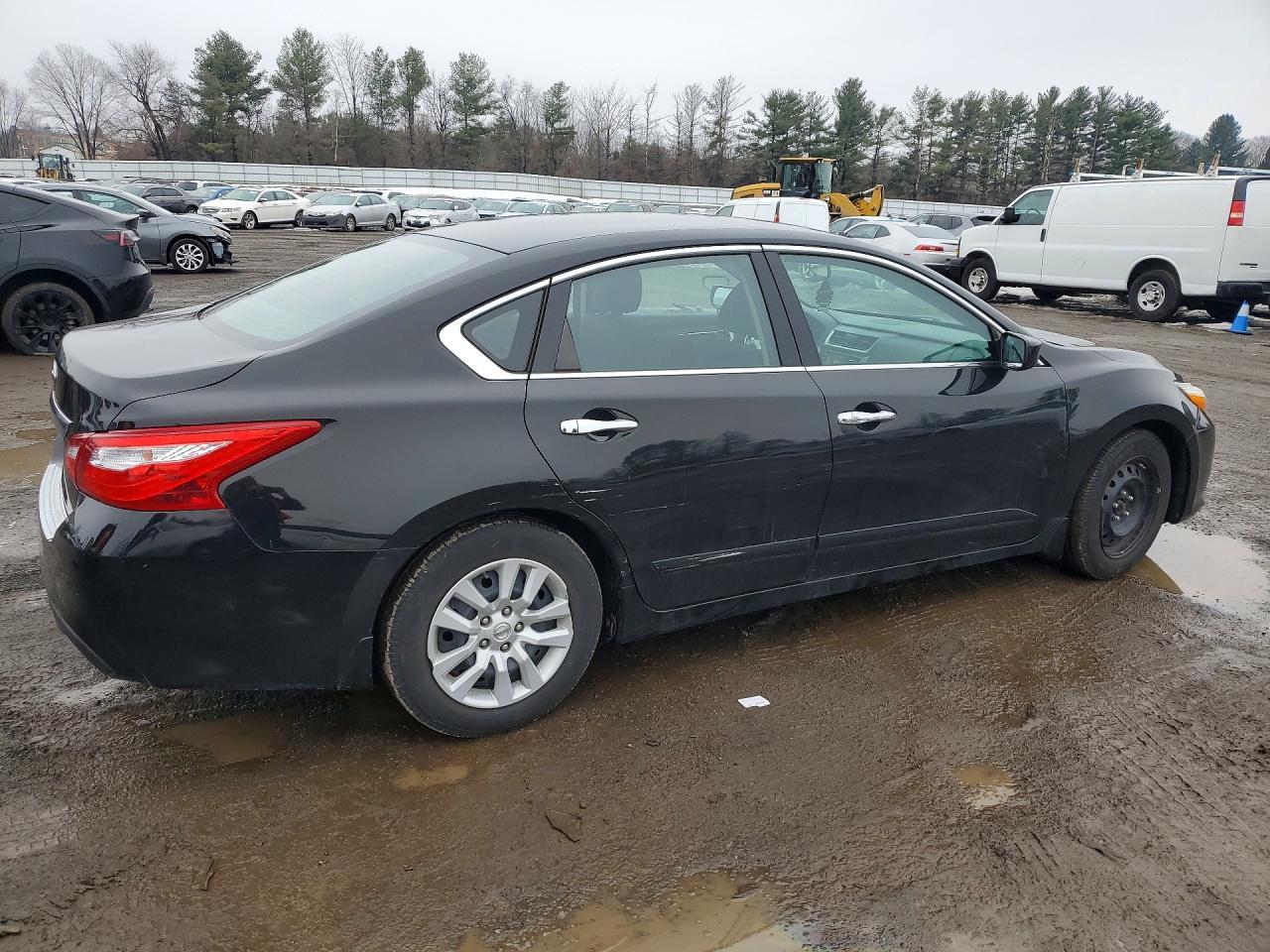 2017 Nissan Altima 2.5 - Фото 3