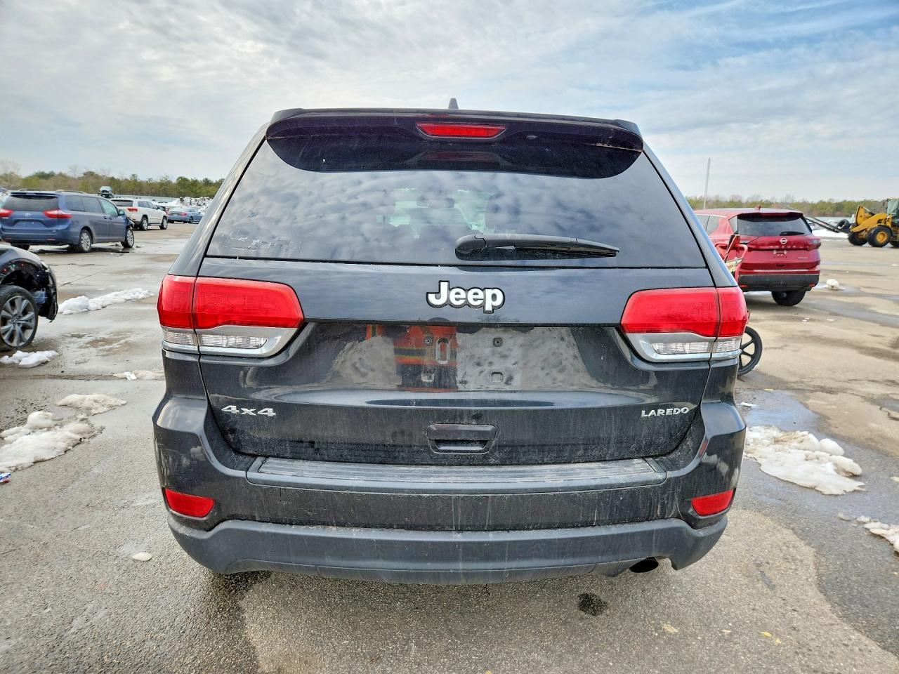 2014 Jeep Grand Cherokee Laredo - Image 6