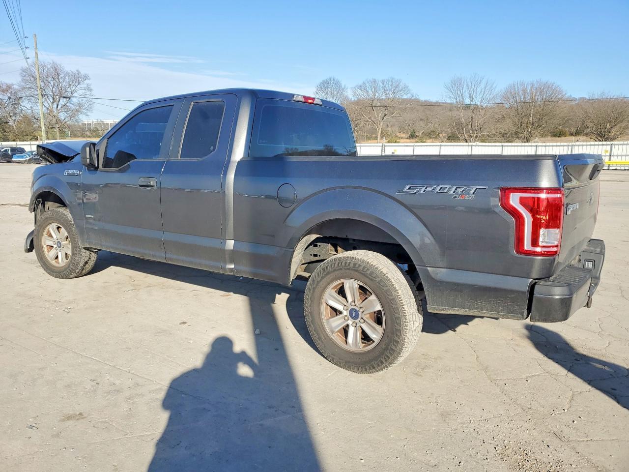 2017 Ford F150 Super Cab - Image 2