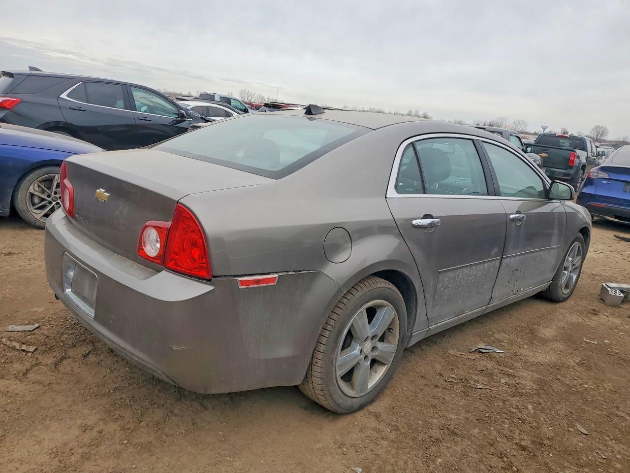 2012 Chevrolet Malibu 2Lt - Image 3