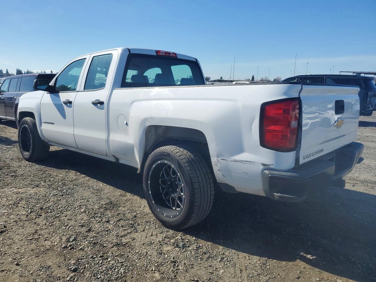 2016 Chevrolet Silverado C1500 - Фото 2