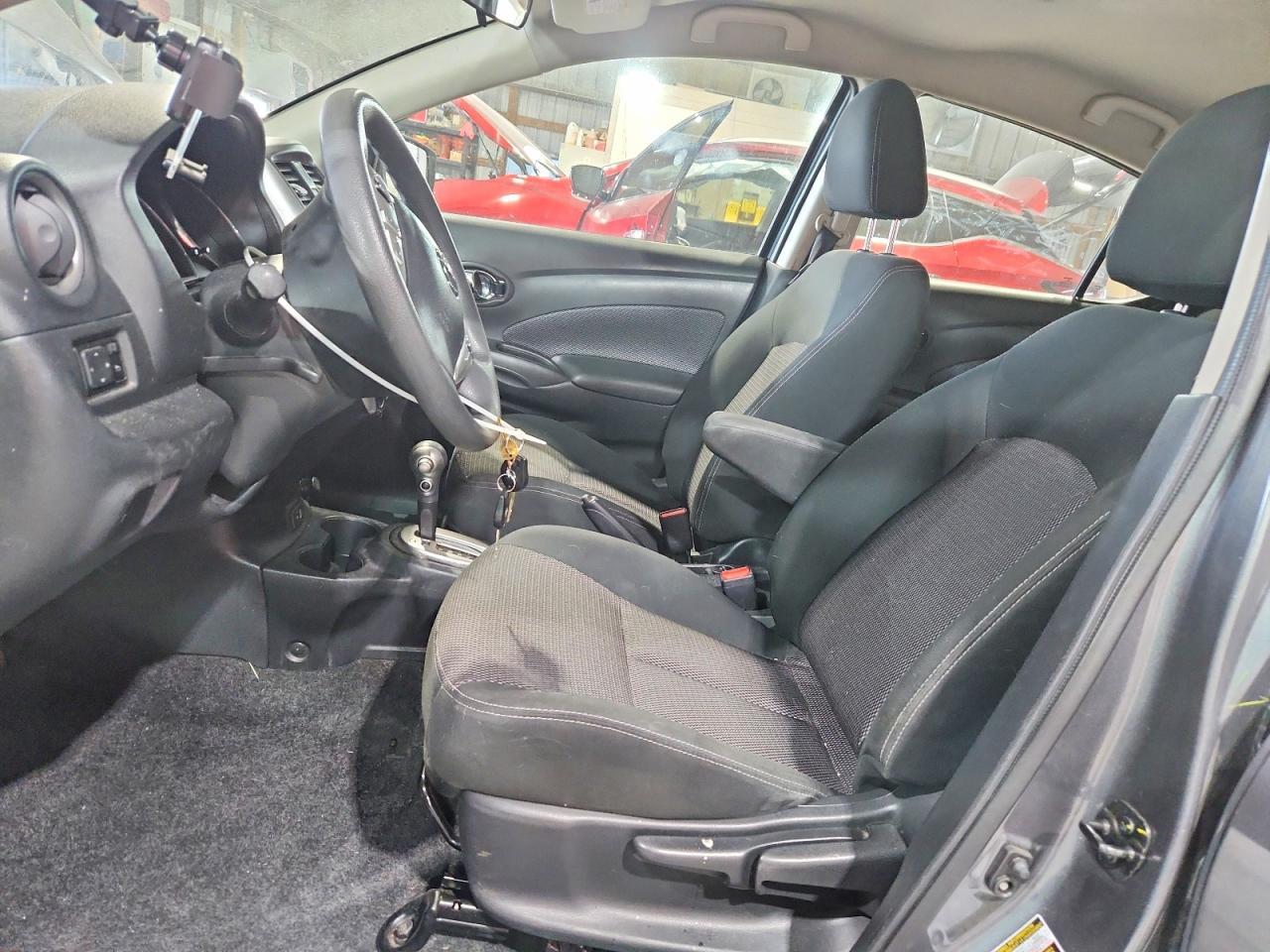 2018 Nissan Versa Sv - Image 7