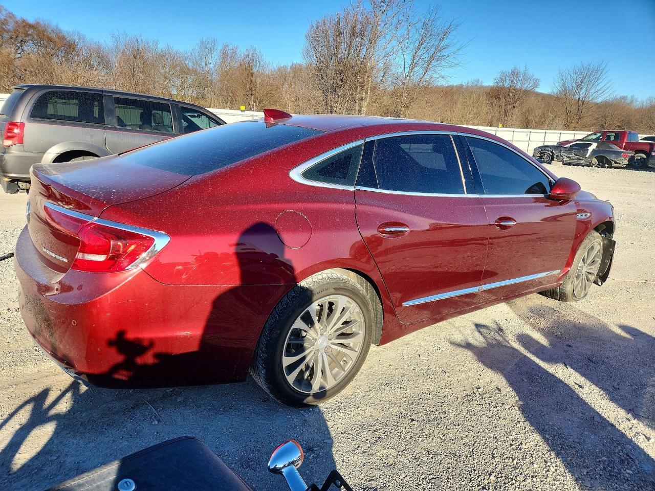 2017 Buick Lacrosse Premium - Фото 3