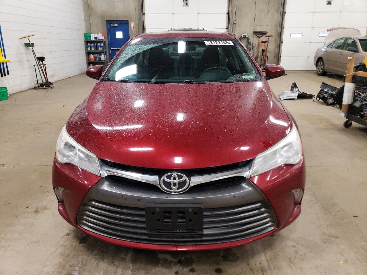 2017 Toyota Camry Le - Фото 5