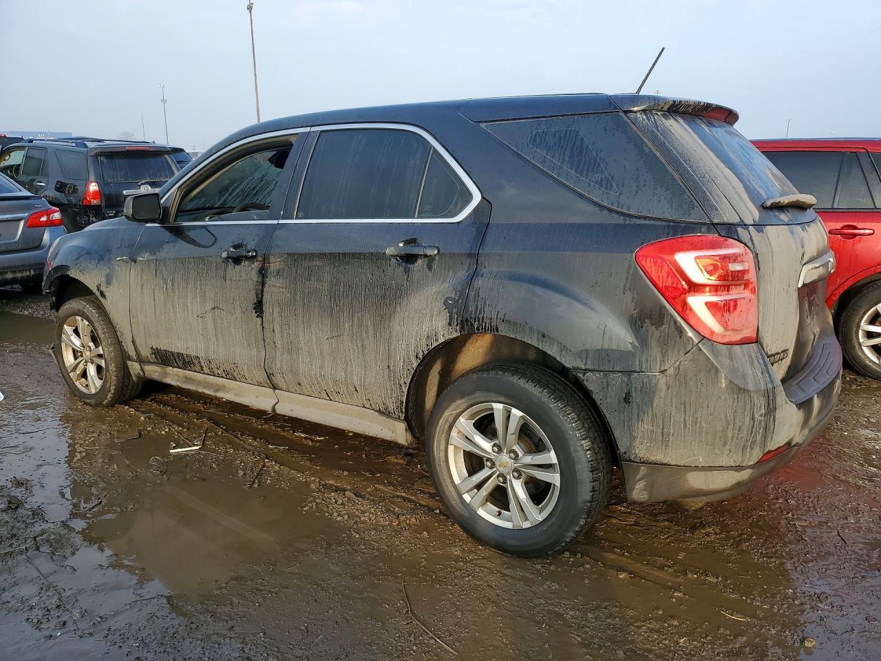 2017 Chevrolet Equinox Ls - Image 2