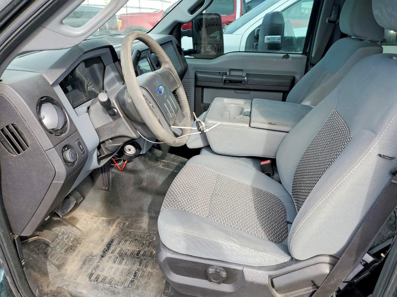 2011 Ford F350 Super Duty - Image 7