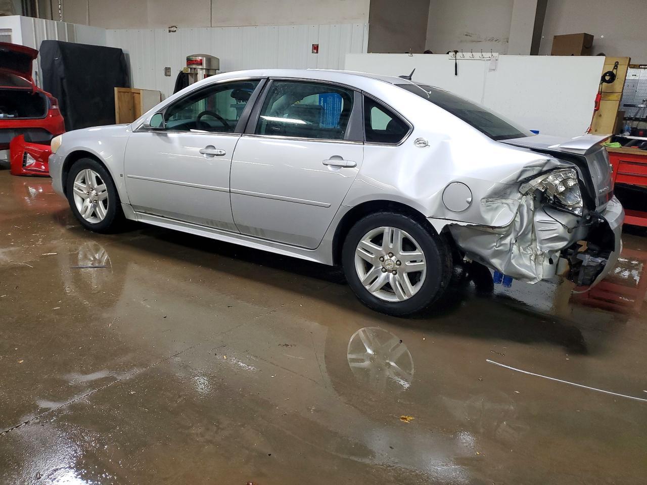 2009 Chevrolet Impala 1Lt - Фото 2