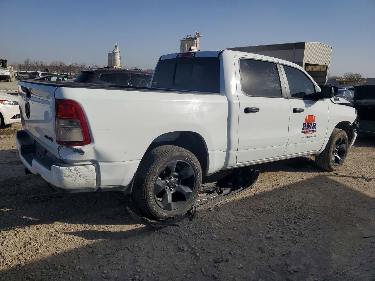 2024 Ram 1500 Tradesman - Фото 3
