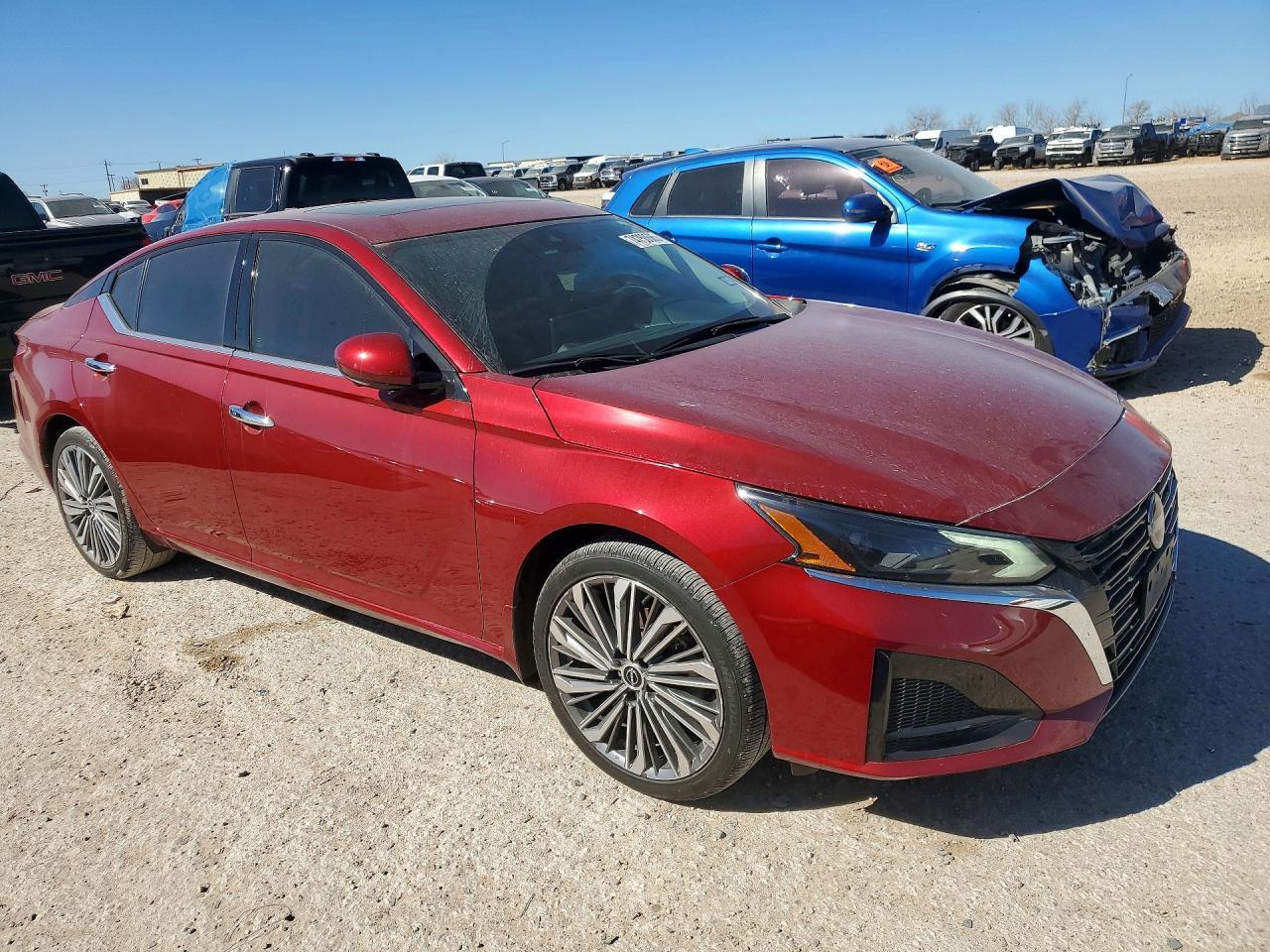 2024 Niss Altima Sl - Image 4