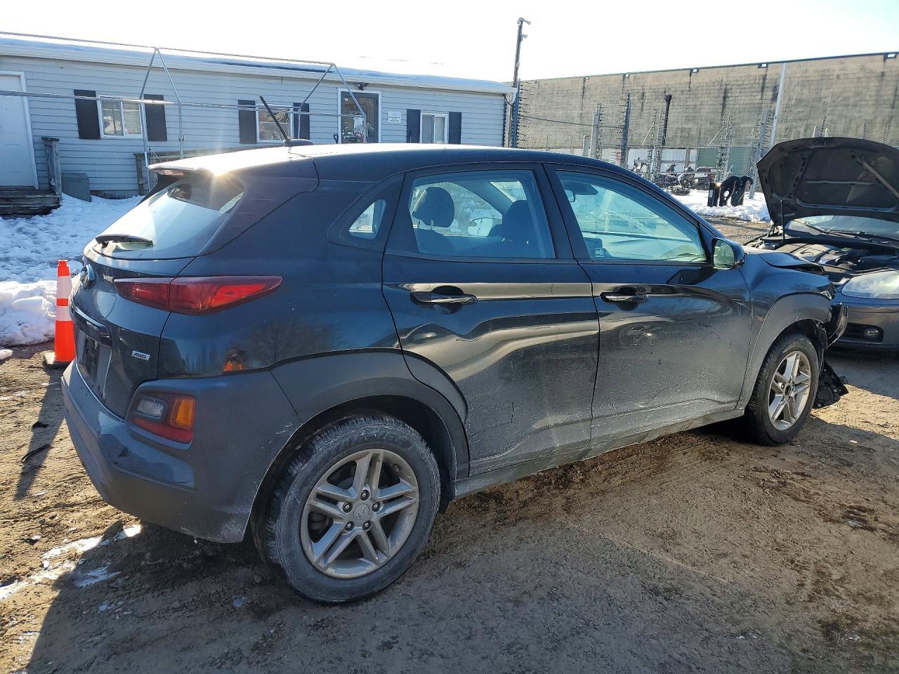 2021 Hyundai Kona Se - Image 3