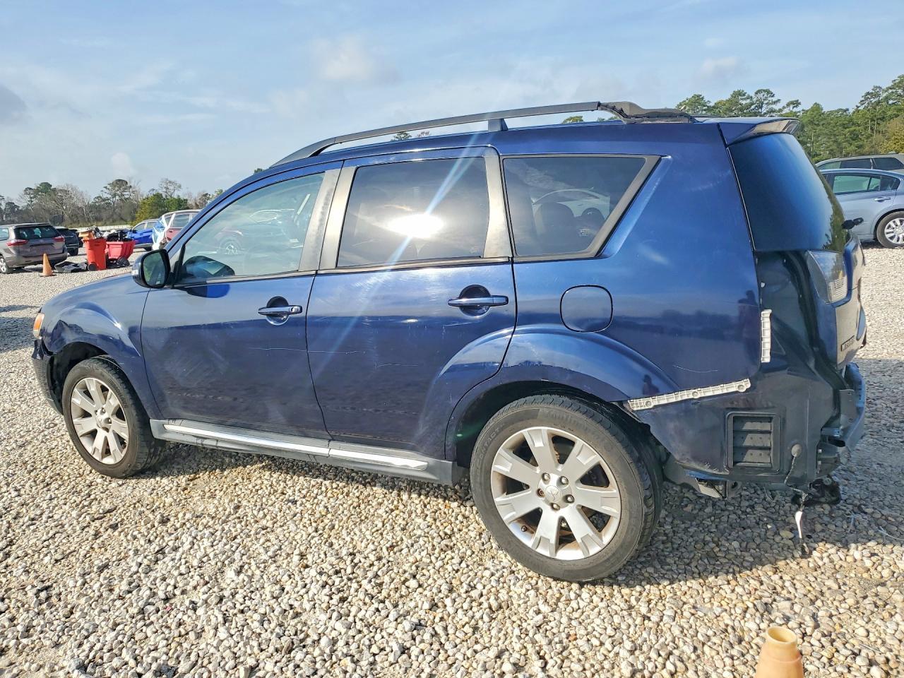 2010 Mitsubishi Outlander Se - Фото 2