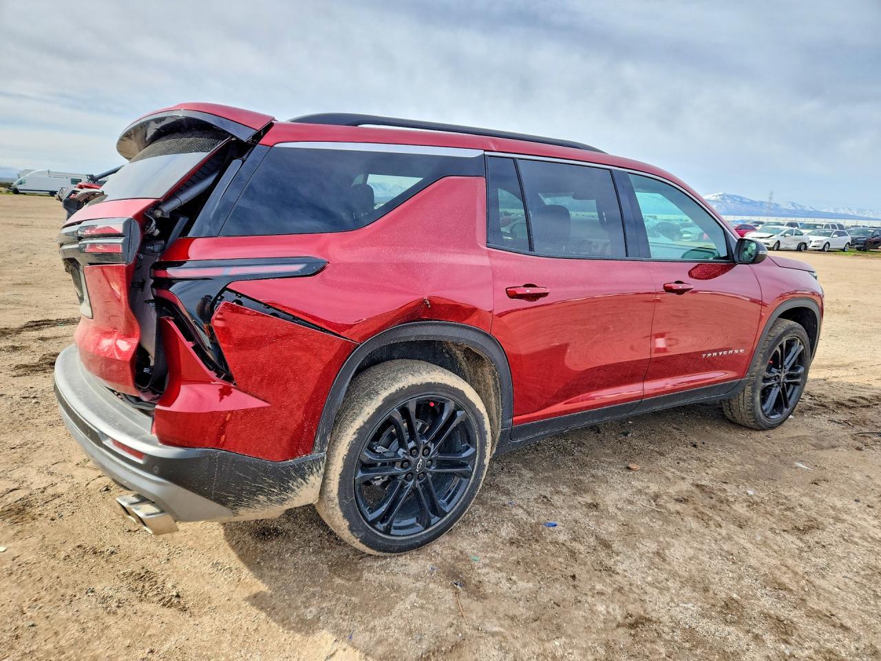 2025 Chevrolet Traverse Lt - Image 3