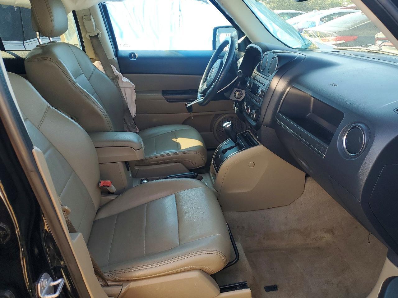 2017 Jeep Patriot Latitude - Фото 7