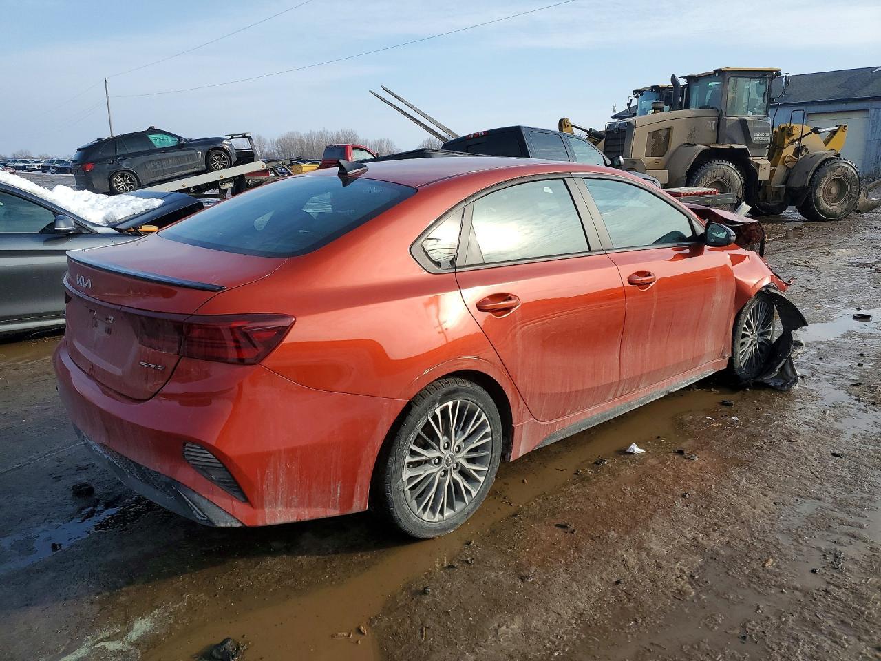 2022 Kia Forte Gt Line - Фото 3