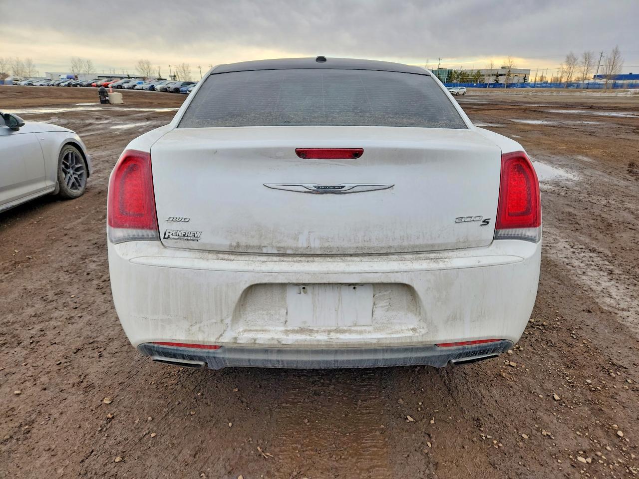 2015 Chrysler 300 S - Фото 6
