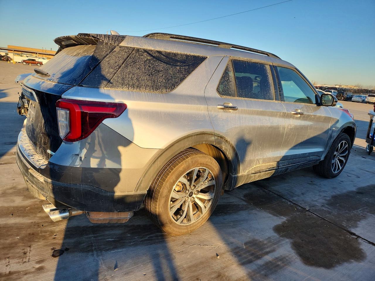 2020 Ford Explorer St - Фото 3