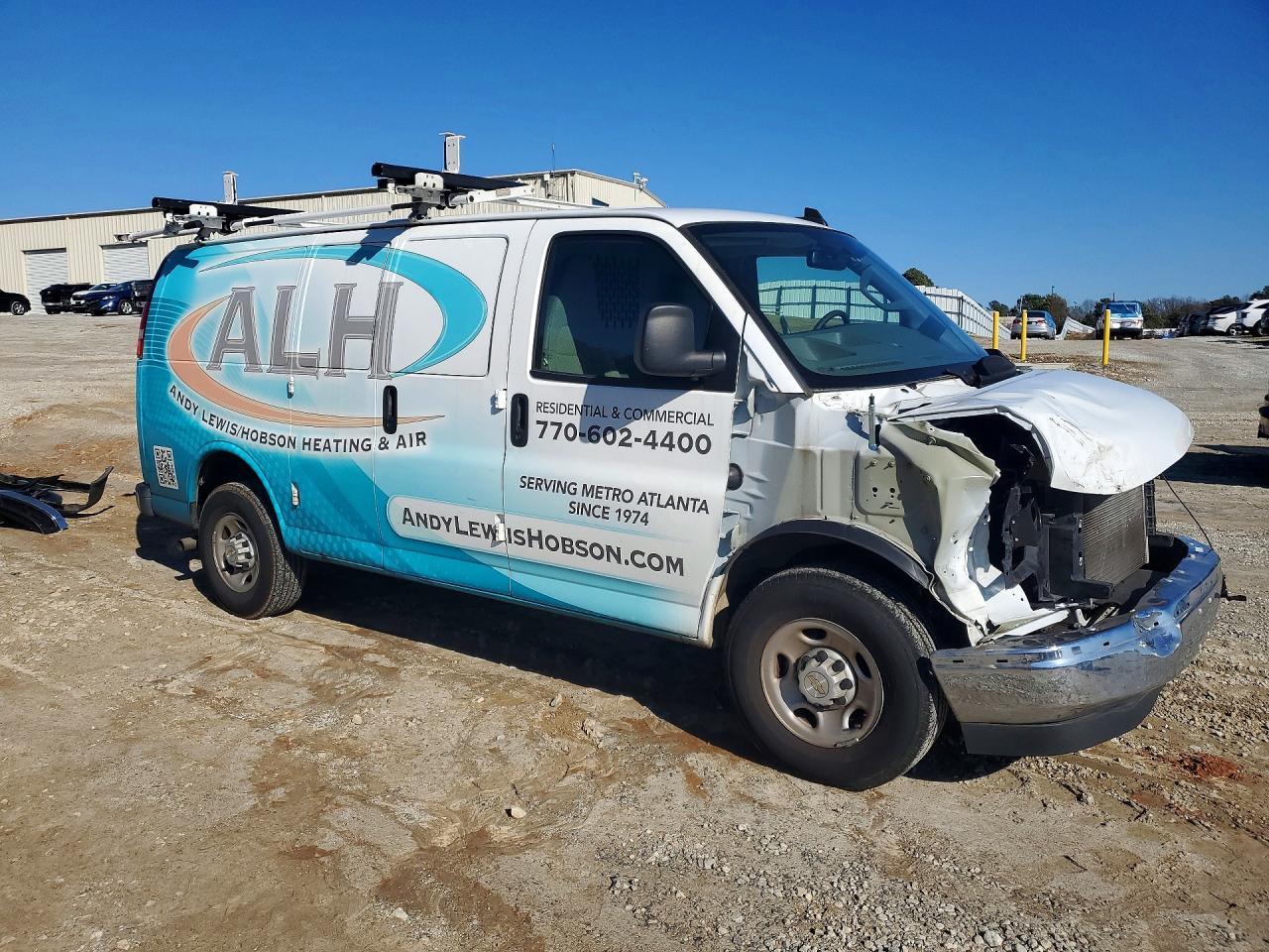 2023 Chevrolet Express G2500 Utility / Service Van - Фото 4