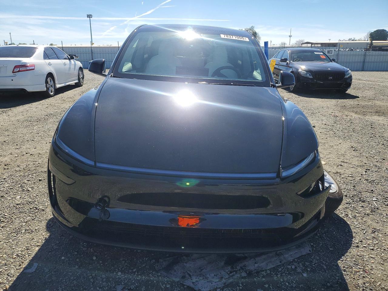 2026 Tesla Model Y - Фото 5