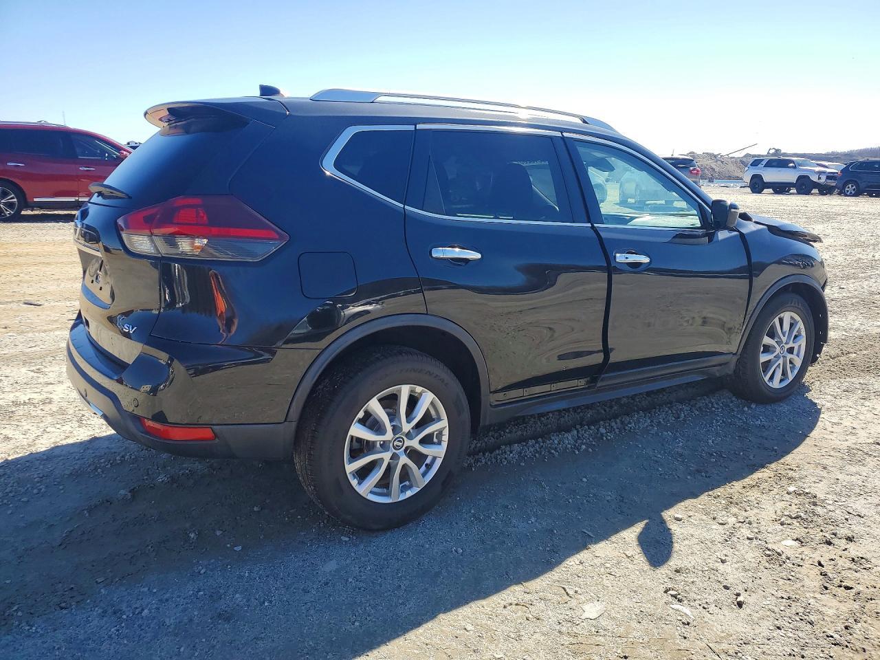 2020 Nissan Rogue - Фото 3