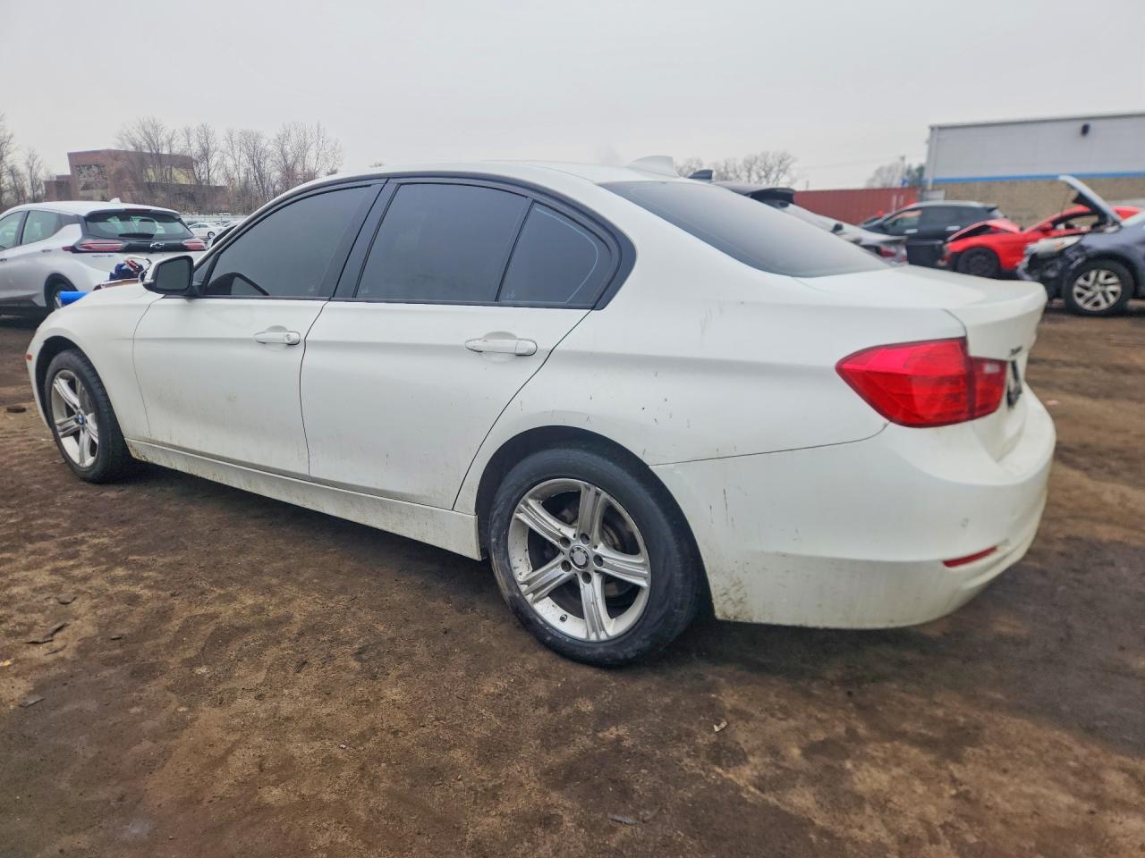 2014 BMW 320 I xDrive - Фото 2