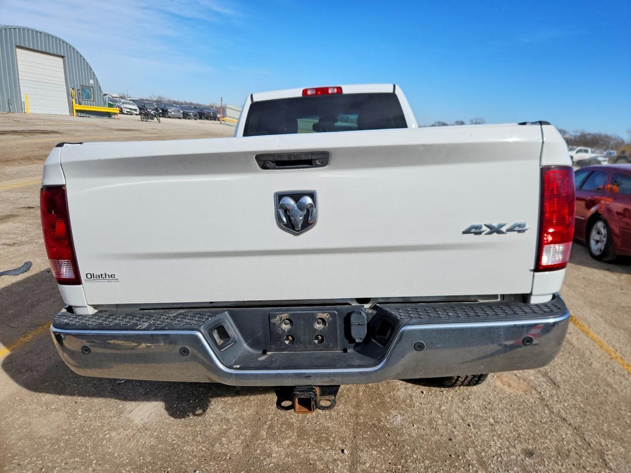 2016 Ram 2500 St - Image 6