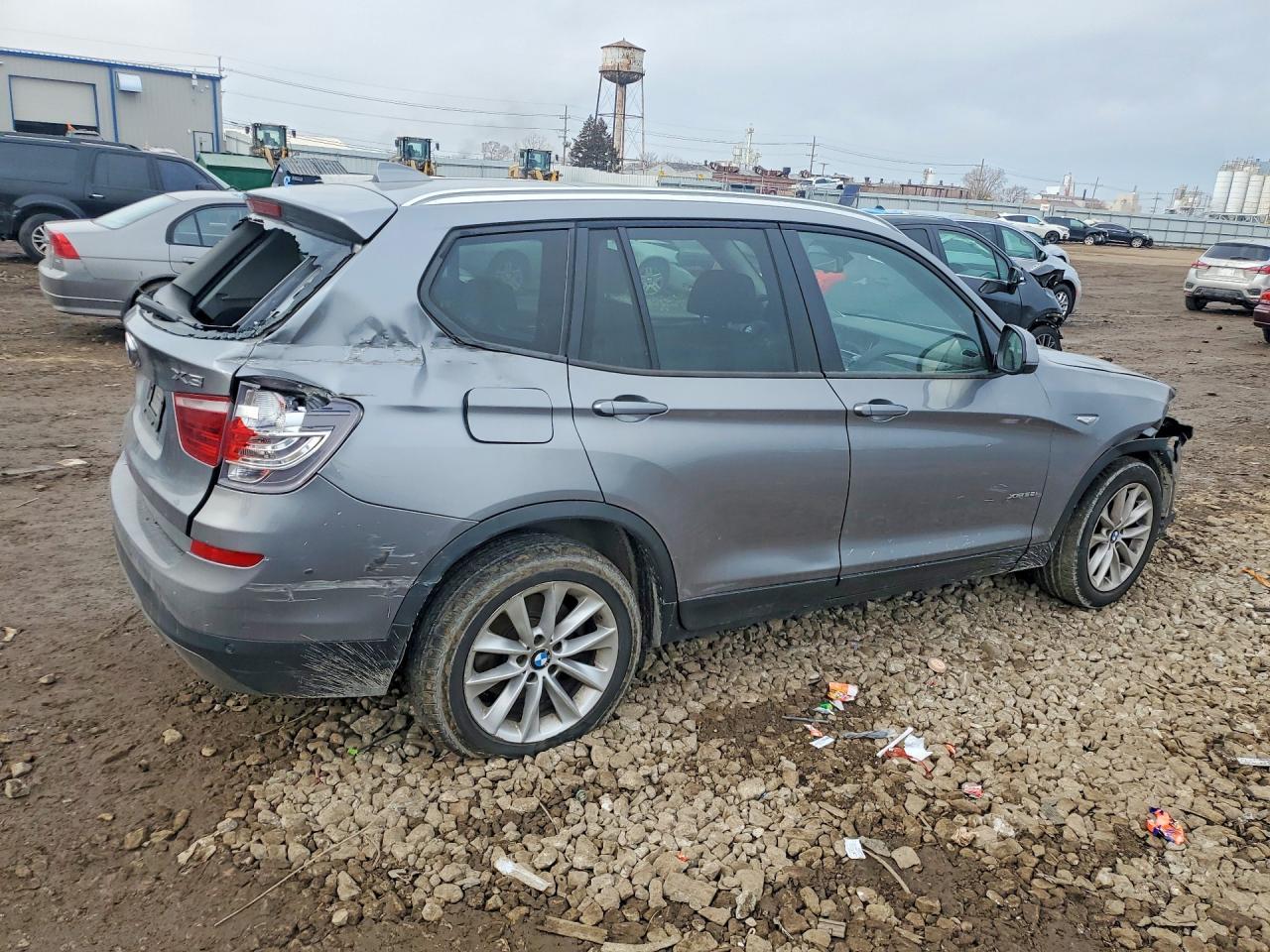 2015 BMW X3 xDrive28I - Фото 3