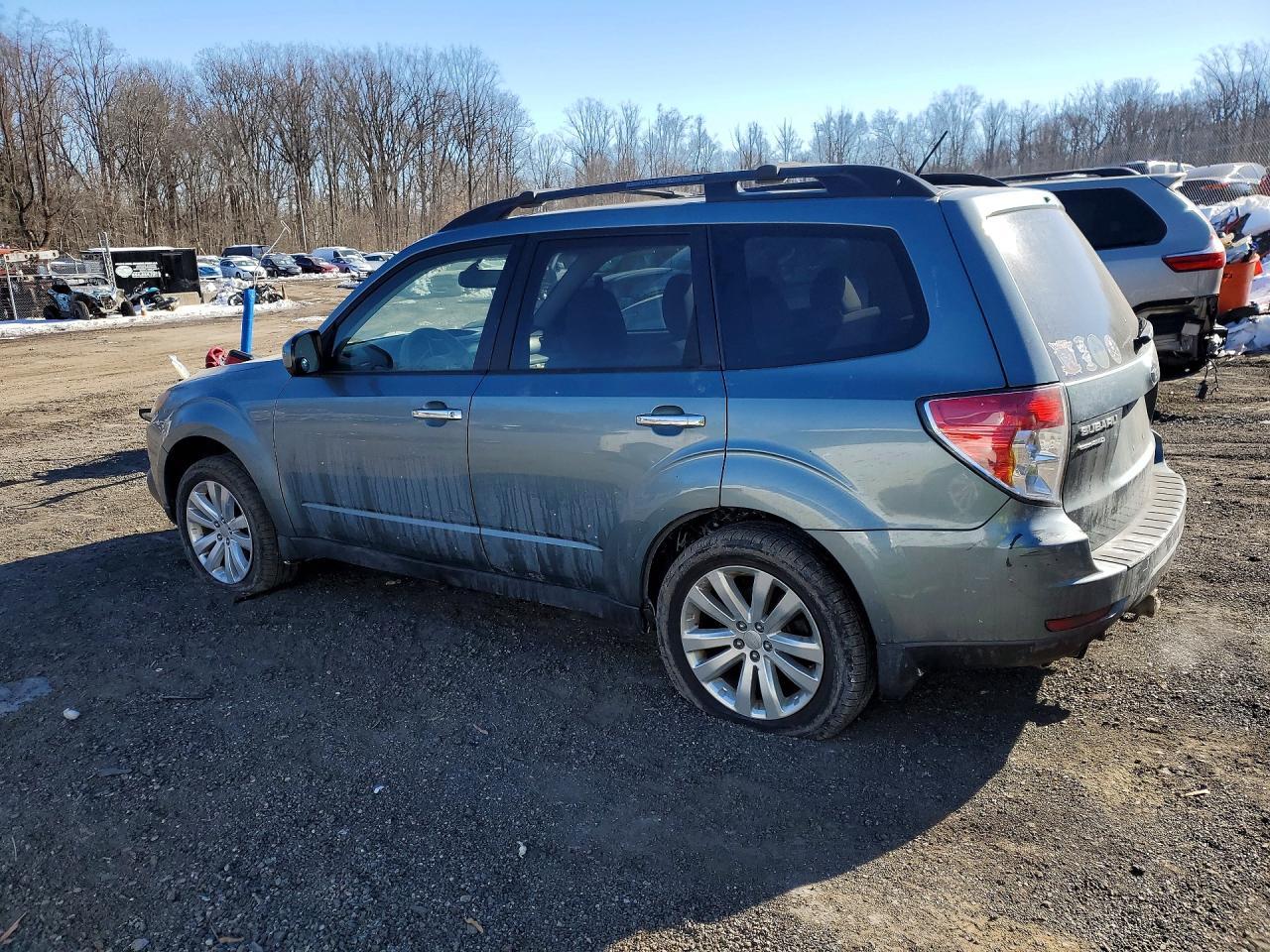 2013 Subaru Forester 2.5X Premium - Image 2