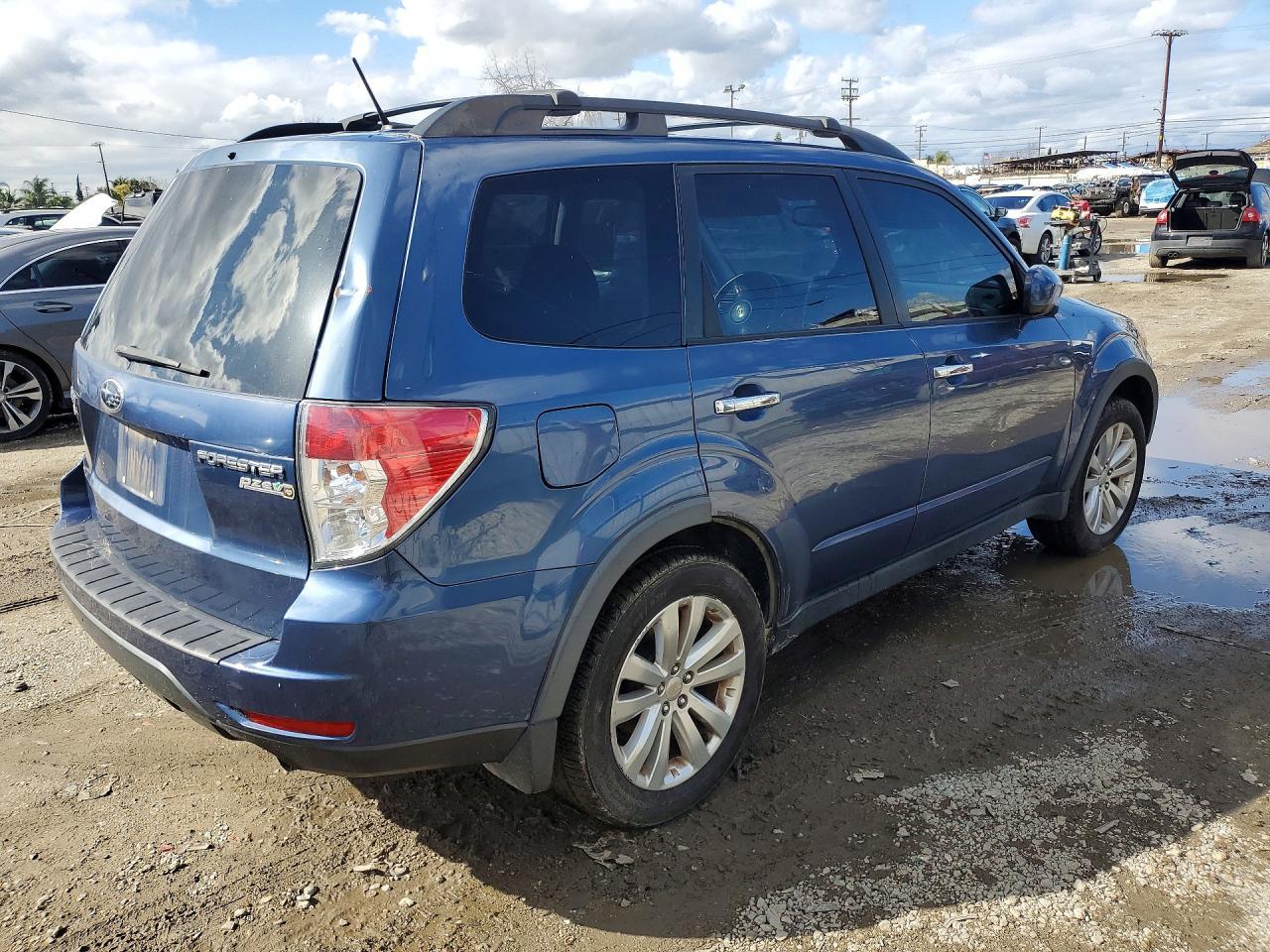2011 Subaru Forester 2.5X Premium - Фото 3